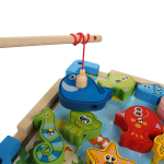 Развивающая игрушка деревянная Рыбалка, коробка C-41937