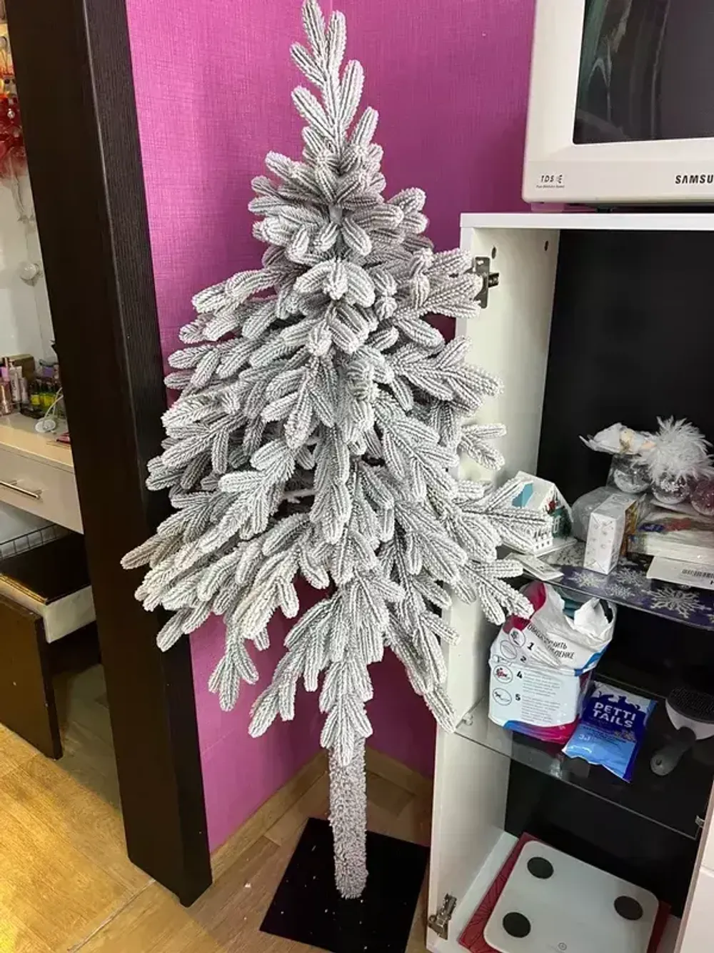 Заснеженная ель на ножке «Тароко» (Литая хвоя) 210 см / 2,1 м