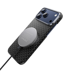 Чехол для iPhone 17 Pro KeepHone Kevlar Paris MagSafe Case Black