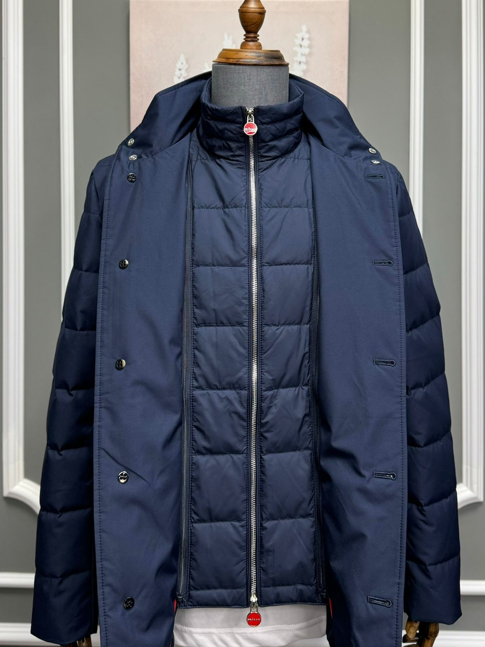 Пуховик Kiton