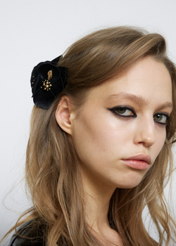 Заколка-краб мини в виде пиона