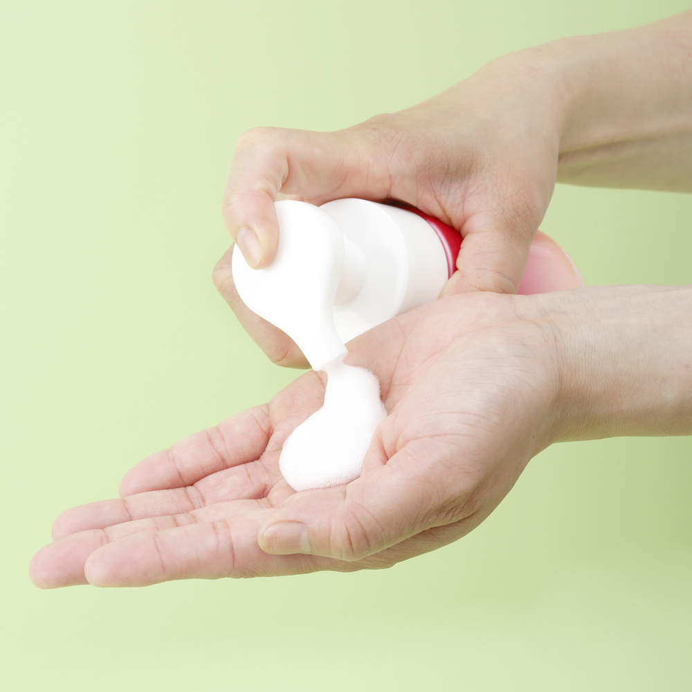 VIONEE ( PEQLIA) Увлажняющая пенка для для интимной гигиены ,чувствительной кожи Виони-Sensitive Moisture Wash, 150 мл