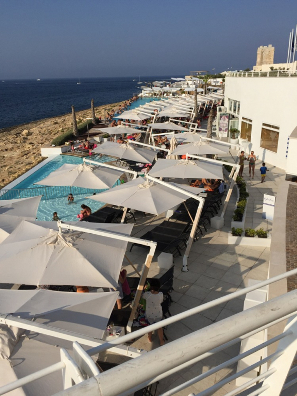 Зонт профессиональный 3.5х3.5 м Scolaro Pompei Braccio, белый, слоновая кость