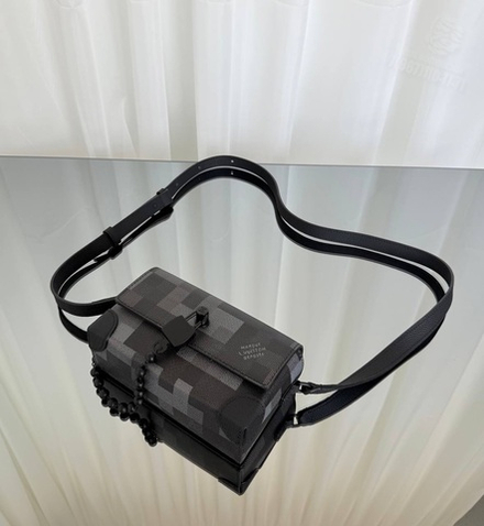 Сумка через плечо Louis Vuitton