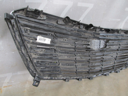 Решетка радиатора Cadillac XT5 16-21 Б/У  84107964