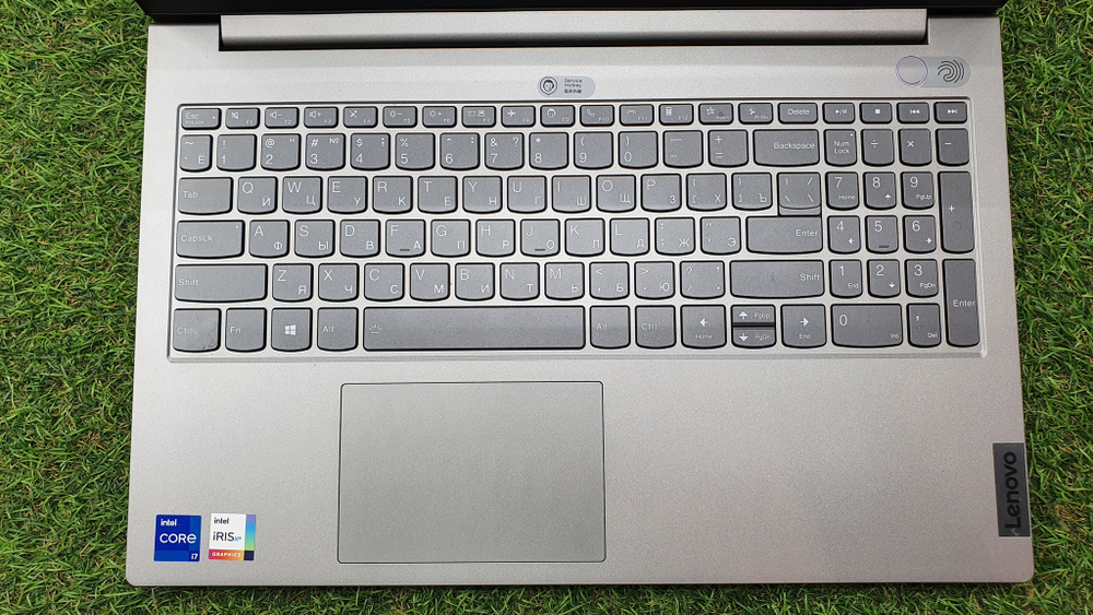 Ультрабук Lenovo i7-11/16 Gb/FHD покупка/продажа