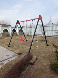 Монтаж уличных качелей Sv Sport