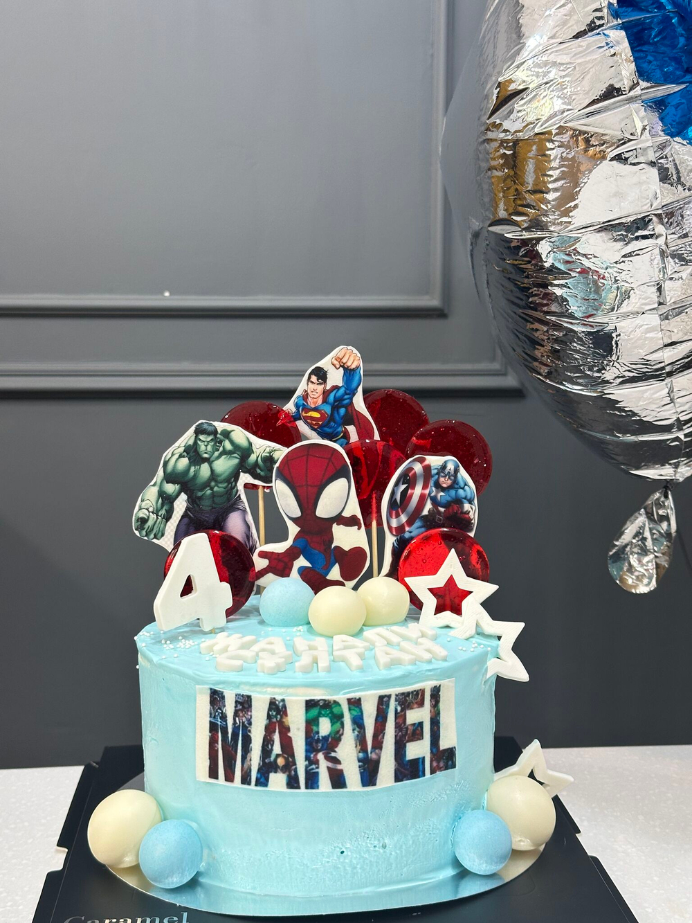торт для мальчика, торт на день рождения, торт Marvel