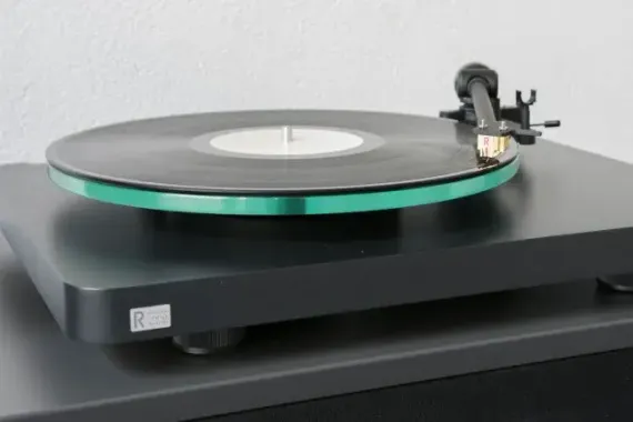 NAD C558