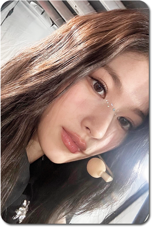 Карта #047 / Sana (TWICE)