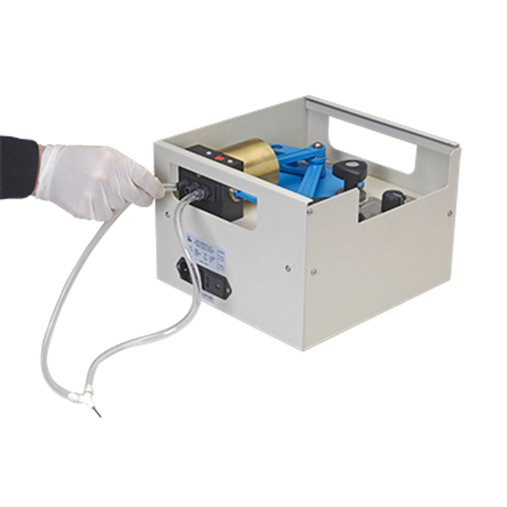 Аппарат ИВЛ для работы с котами и кроликами