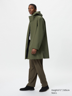 UNIQLO Куртка BLOCKTECH, оливковый