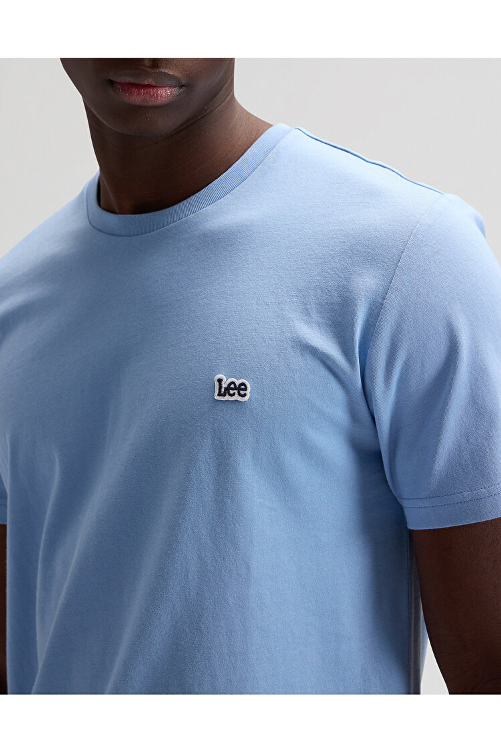 Футболка мужская LEE SS PATCH LOGO TEE HALOGEN
