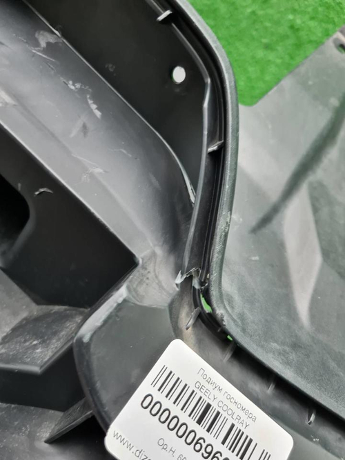 Решетка радиатора Renault Arkana (2019-н.в.)