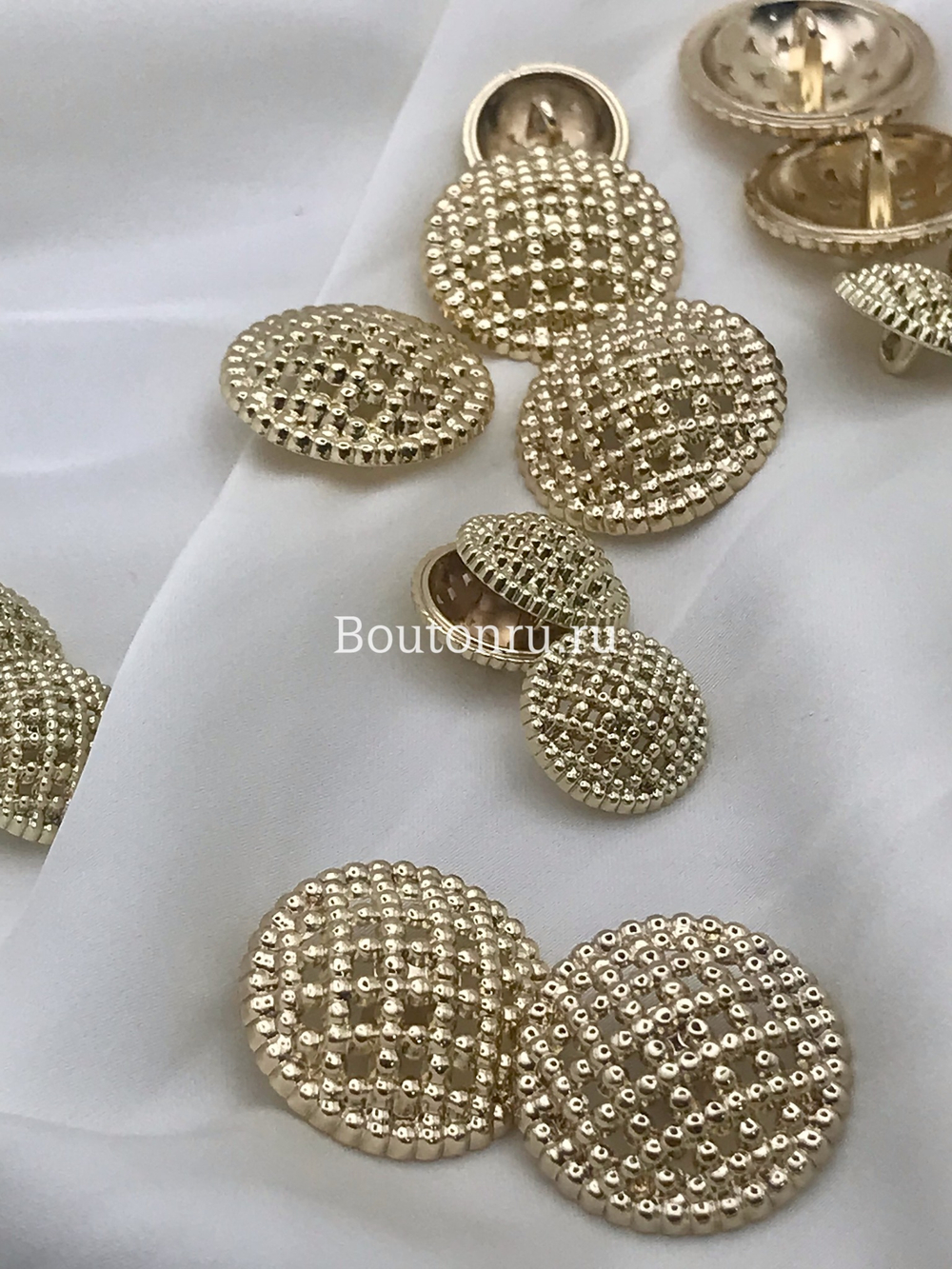 Пуговицы Золото Перфорированные