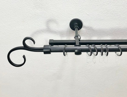 Карниз металлический рифленый Руно двухрядный d16 мм со второй направляющей, цвет черный