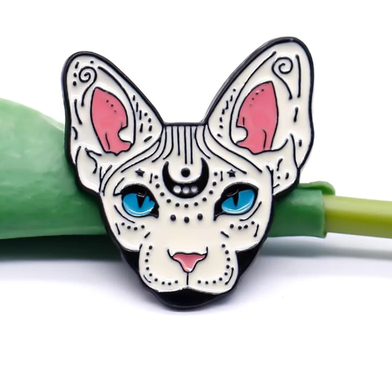 Значок металлический Сфинкс и луна, р-р 3,8см