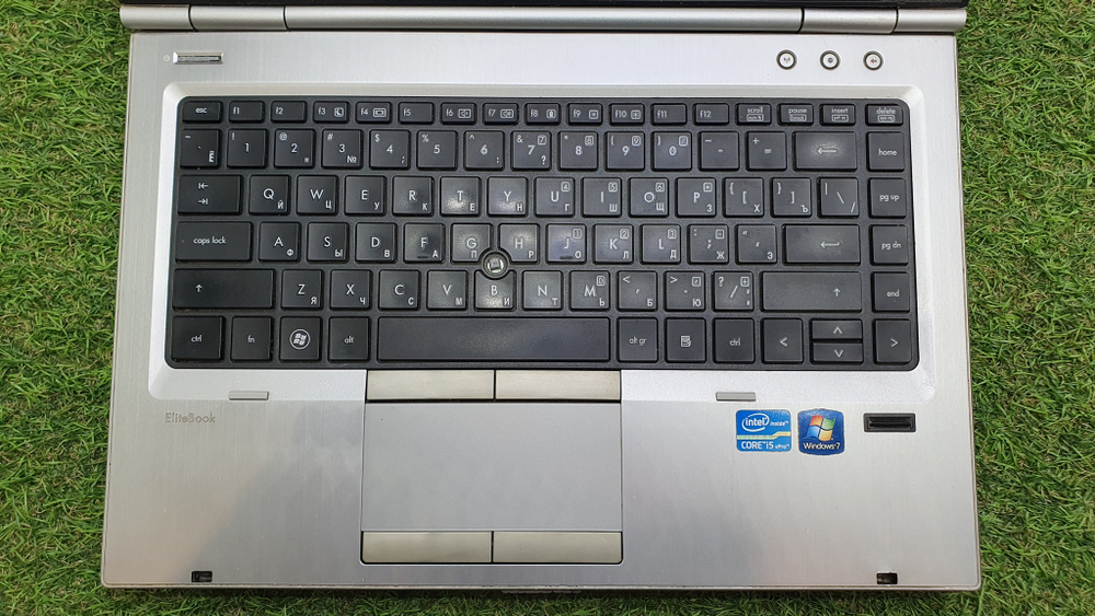 Ноутбук HP i5/4Gb