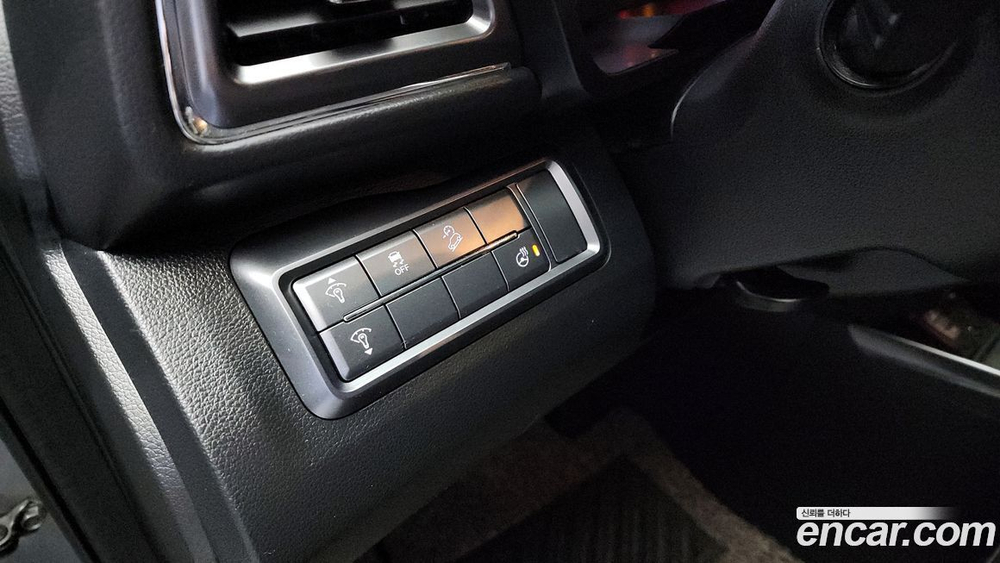 KG Mobility (Ssangyong) Tivoli Air 1.5 A1 2WD (11.2020)