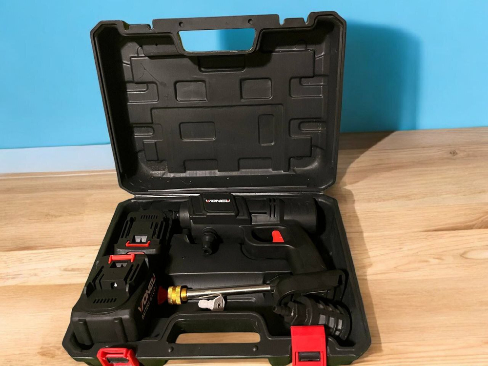 Аккумуляторная мойка высокого давления для авто с 2 акб