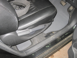 Автоковрики для Toyota Corolla Rumion, правый руль (2007-2015)