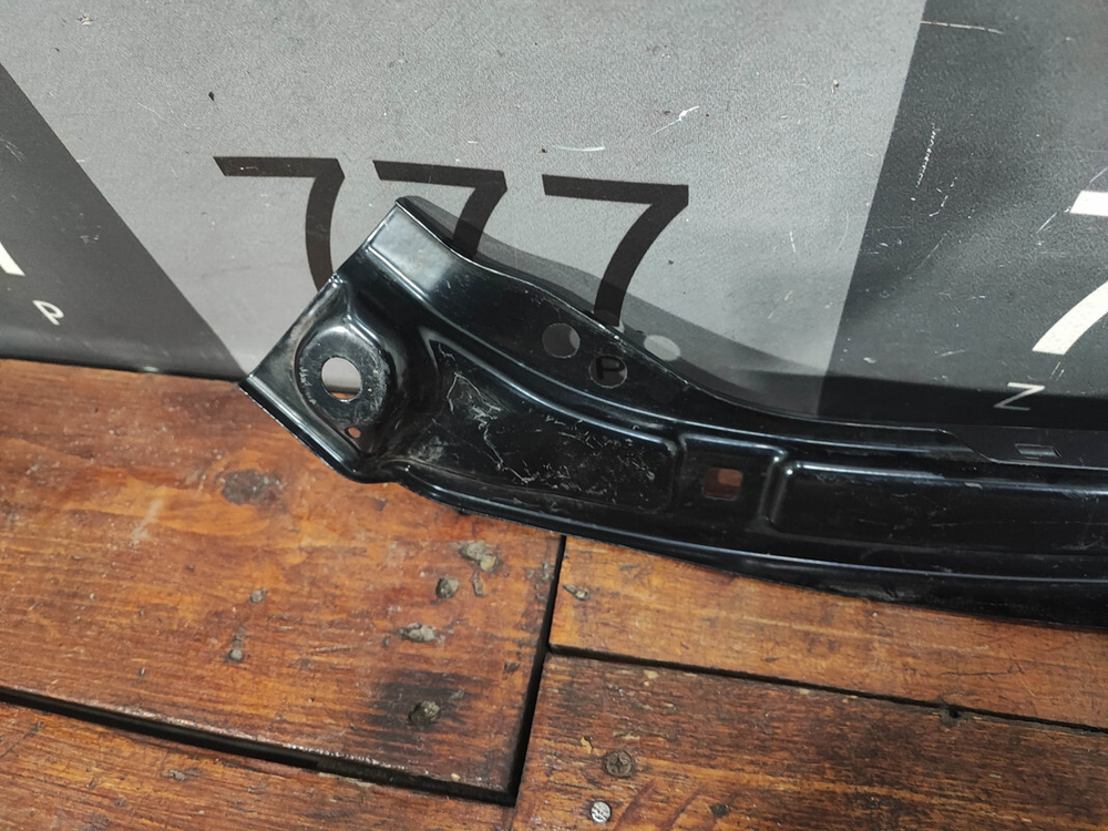 Кронштейн передней панели левый Skoda Rapid 2 20-нв Б/У Оригинал 60U805931