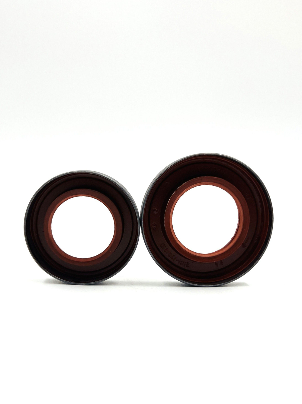 Сальники коробки передач для ВАЗ 2121-21214, 2131 Нива комплект 2 шт Support Technology