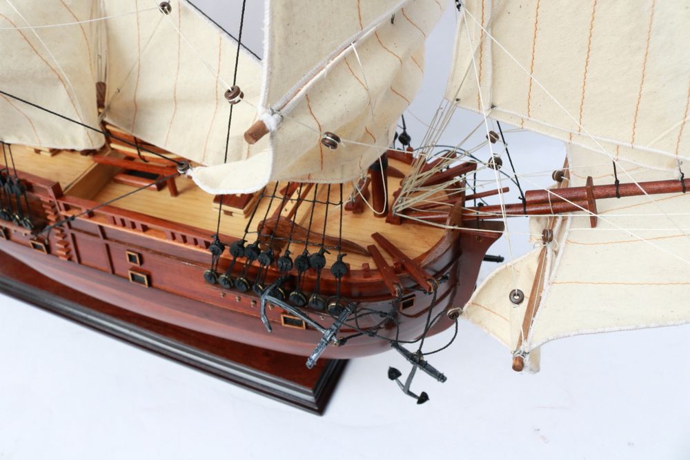 Van Der Heijden Модель парусника "HM Bark Endeavour", Англия