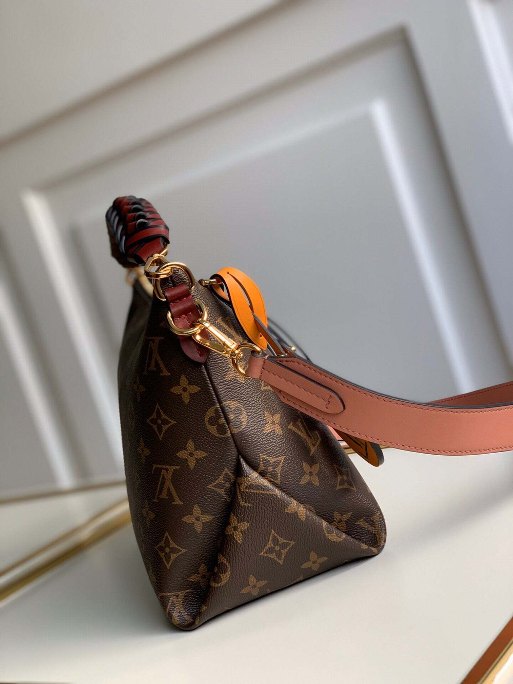 Louis Vuitton Beaubourg