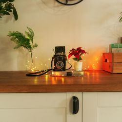 ULD-S0200-020-DTB-3AA-RC RGB IP20 DEW Гирлянда светодиодная Роса на батарейках 3AA не в-к. 2м. 20 светодиодов. RGB свет. Пульт ДУ в-к. Провод прозрачный. TM Uniel