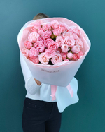 Роза кустовая розовая Мадам Бомбастик,11 веток(00206)