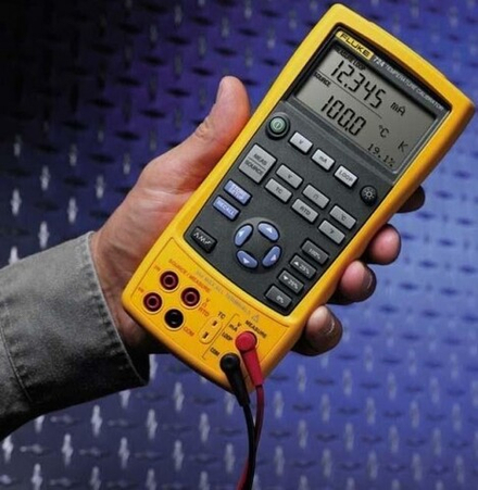 Калибратор измерителей температуры Fluke 724