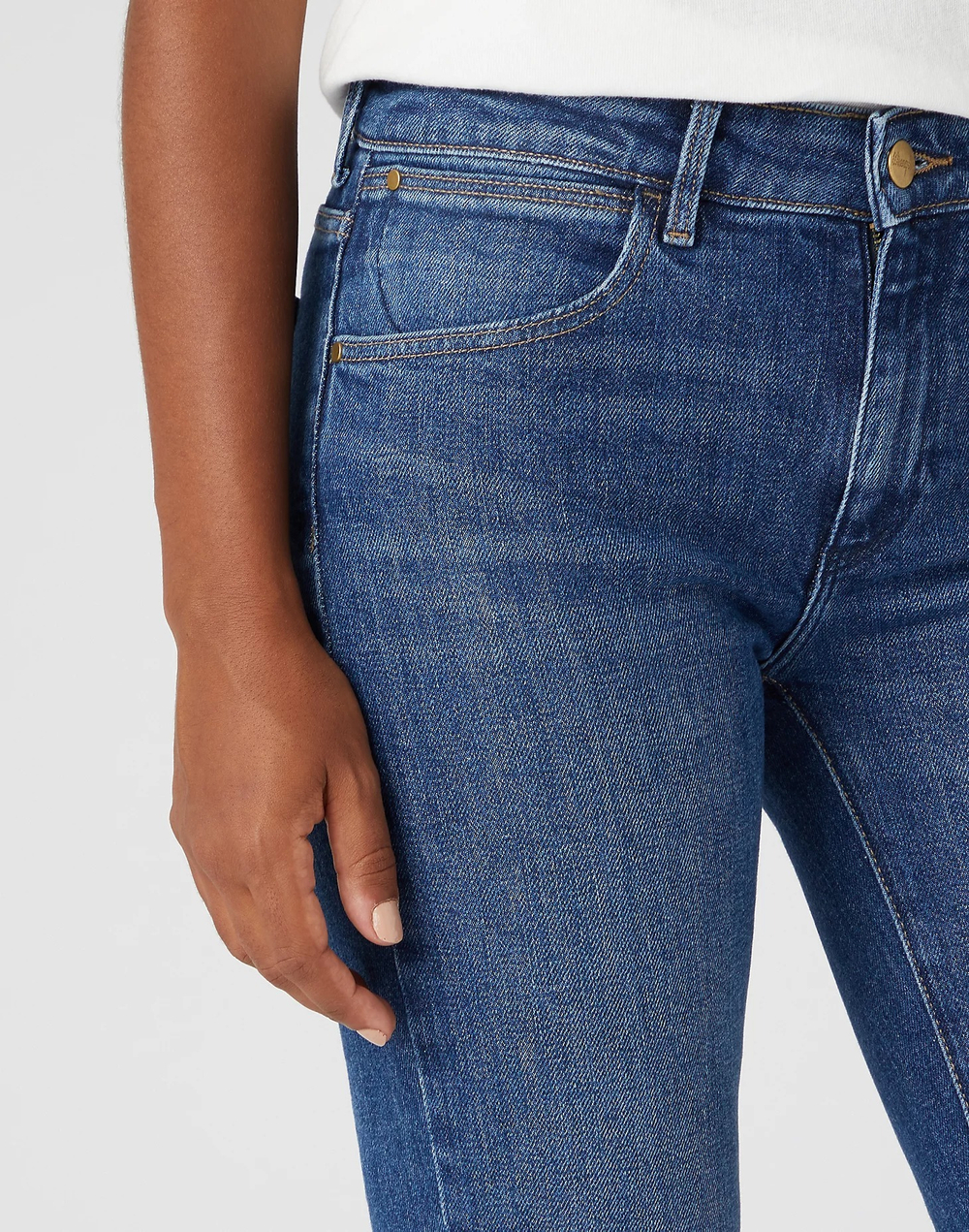 Джинсы женские WRANGLER STRAIGHT