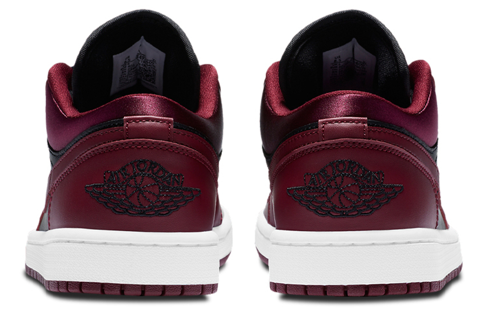 Air Jordan 1 Low Se "Dark Beetroot" Women"s