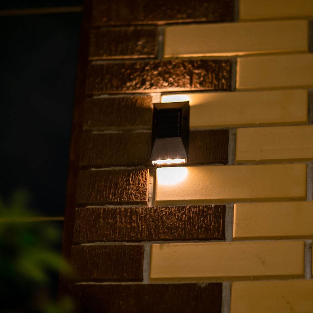 USL-F-154-PT120 NEWYORK Cветильник настенный на солнечной батарее. 6 светодиодов. Белый свет. 1xАА Ni-Mh аккумулятор в-к. IP44. TM Uniel