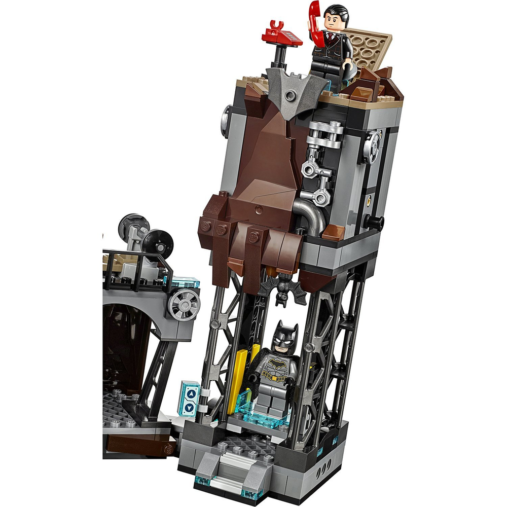 LEGO Super Heroes: Вторжение Глиноликого в бэт-пещеру 76122 — Batcave Clayface Invasion — Лего Супер Герои ДиСи