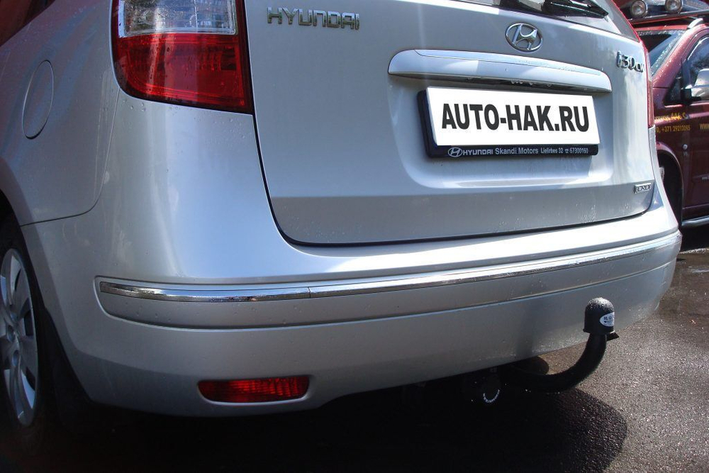 Фаркоп Auto-Hak J 57 Hyundai I30 универсал 2007-2012(паспорт и сертификат в комплекте)(без электрики)