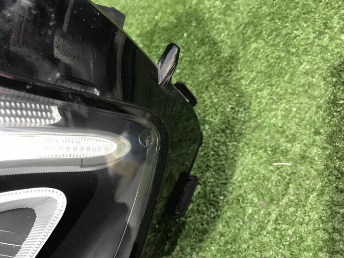 Фара правая Mercedes GLC X253 (2015-2019) LED