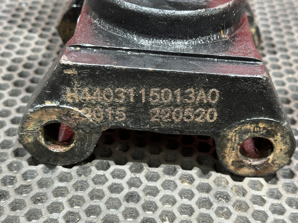 Крюк буксировочный 2022г.