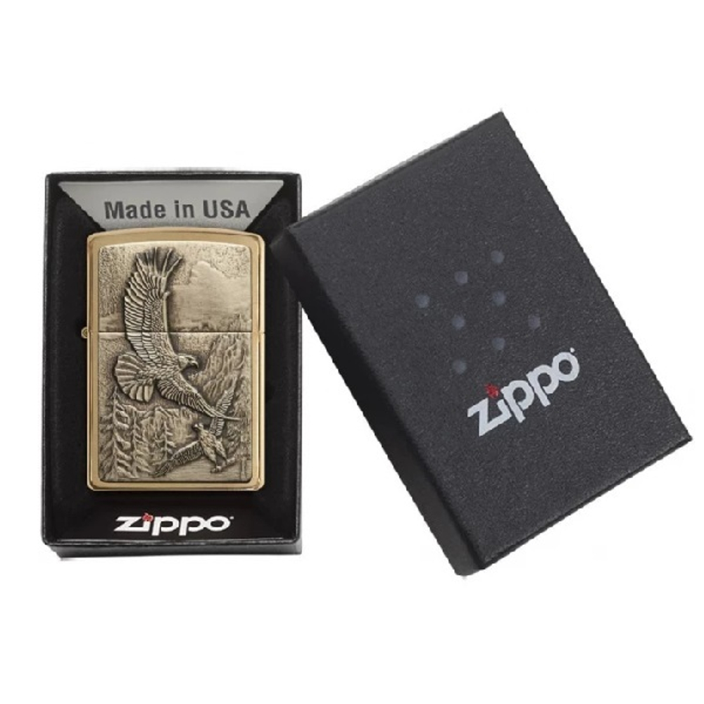 Зажигалка золотистая матовая Zippo Where Eagles Dare Emblem №20854 с покрытием Brushed Brass