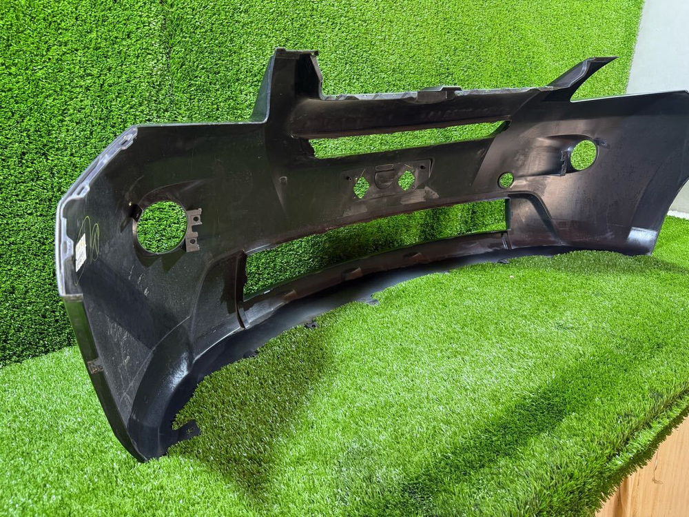 бампер передний Toyota Ist NCP110 2015