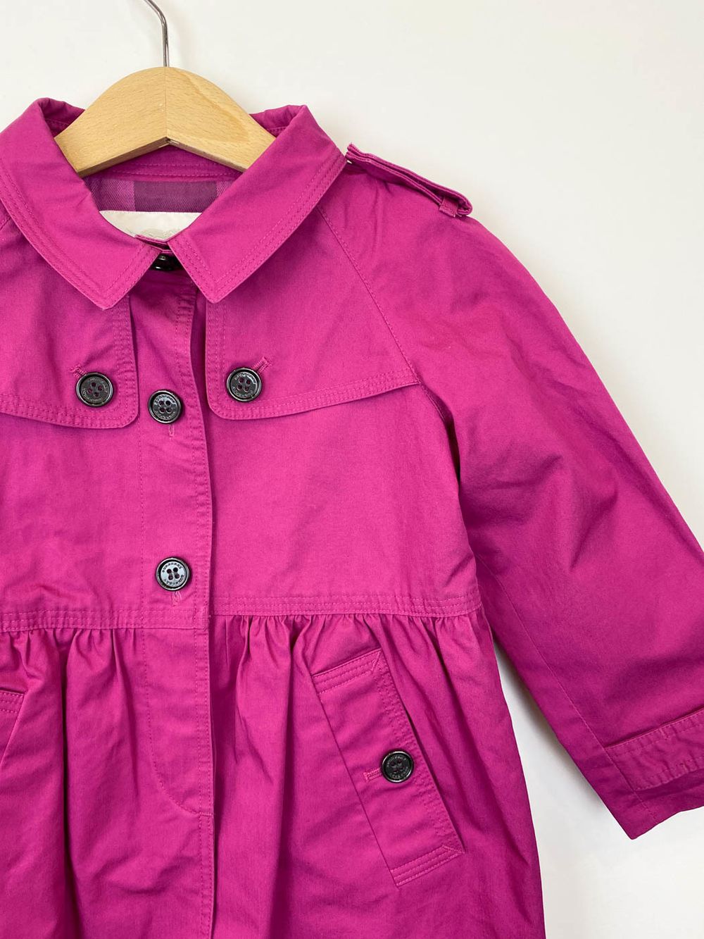 Тренч Burberry, 98