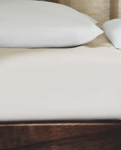 Zara Home - Простыня с ситцевой резинкой, высота 30 см (вес 300 нитей), экрю, 200х200х30 см