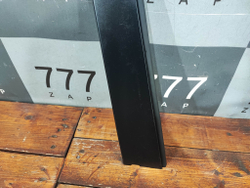 Накладка двери задняя правая RAV4 (XA40) Б/У Оригинал 75075410