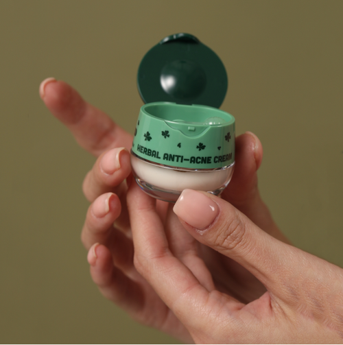 Bioaqua Зубная паста отбеливающая с ниацинамидом