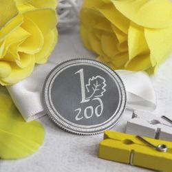 Монета из серебра на 1 год с гравировкой на заказ