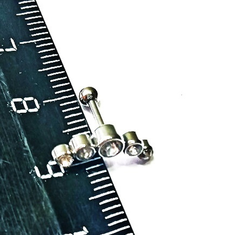 Микроштанга 6 мм с прозрачными фианитами для пирсинга ушей. Медицинская сталь