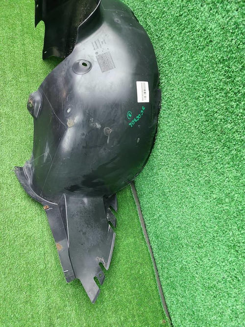 Подкрылок передний левый VW Polo Sedan (2010-2020)