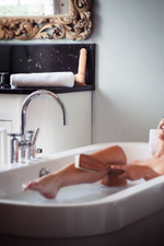 Телесный фаллоимитатор-реалистик Matthew M - 24,5 см. (Цвет: телесный)