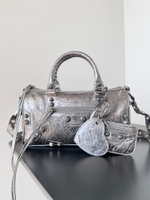 Balenciaga Le Cagole Duffle Bag 30 cm